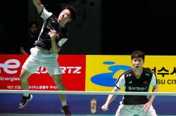 开云体育中国-滚球预测小组赛落幕，强队悉数晋级