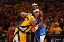 开云下载-爵士横扫步行者，戈贝尔统治全场