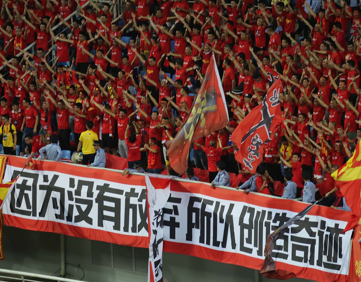 国家女足在比赛中全力以赴，最终取得胜利