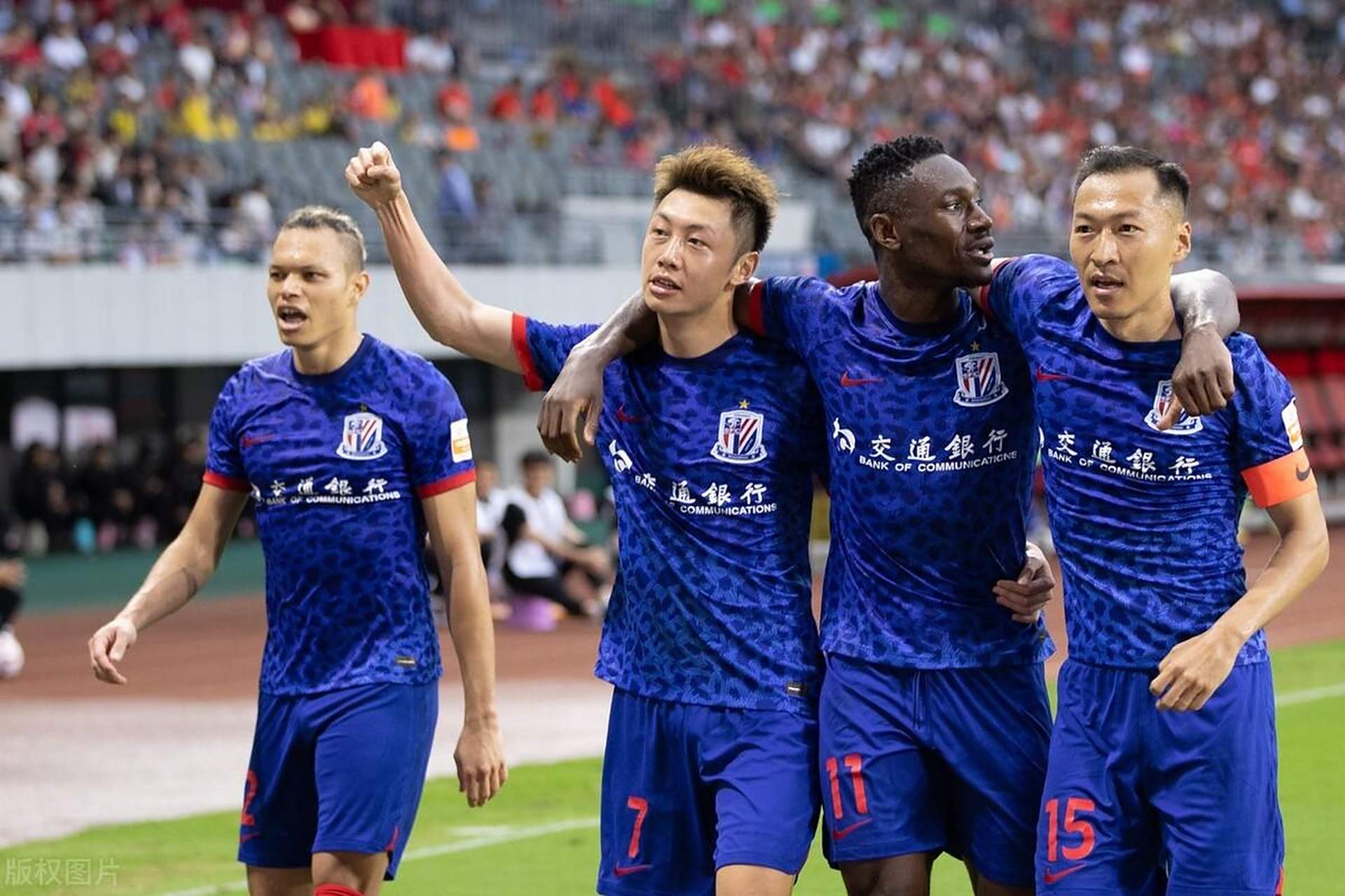 关于今晚中超：拜仁淘汰AC米兰，赛后采访的信息