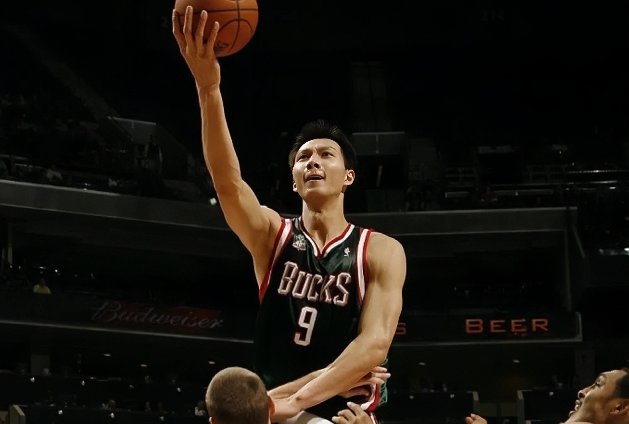 北京队翻盘篮网，易建联惊艳四座