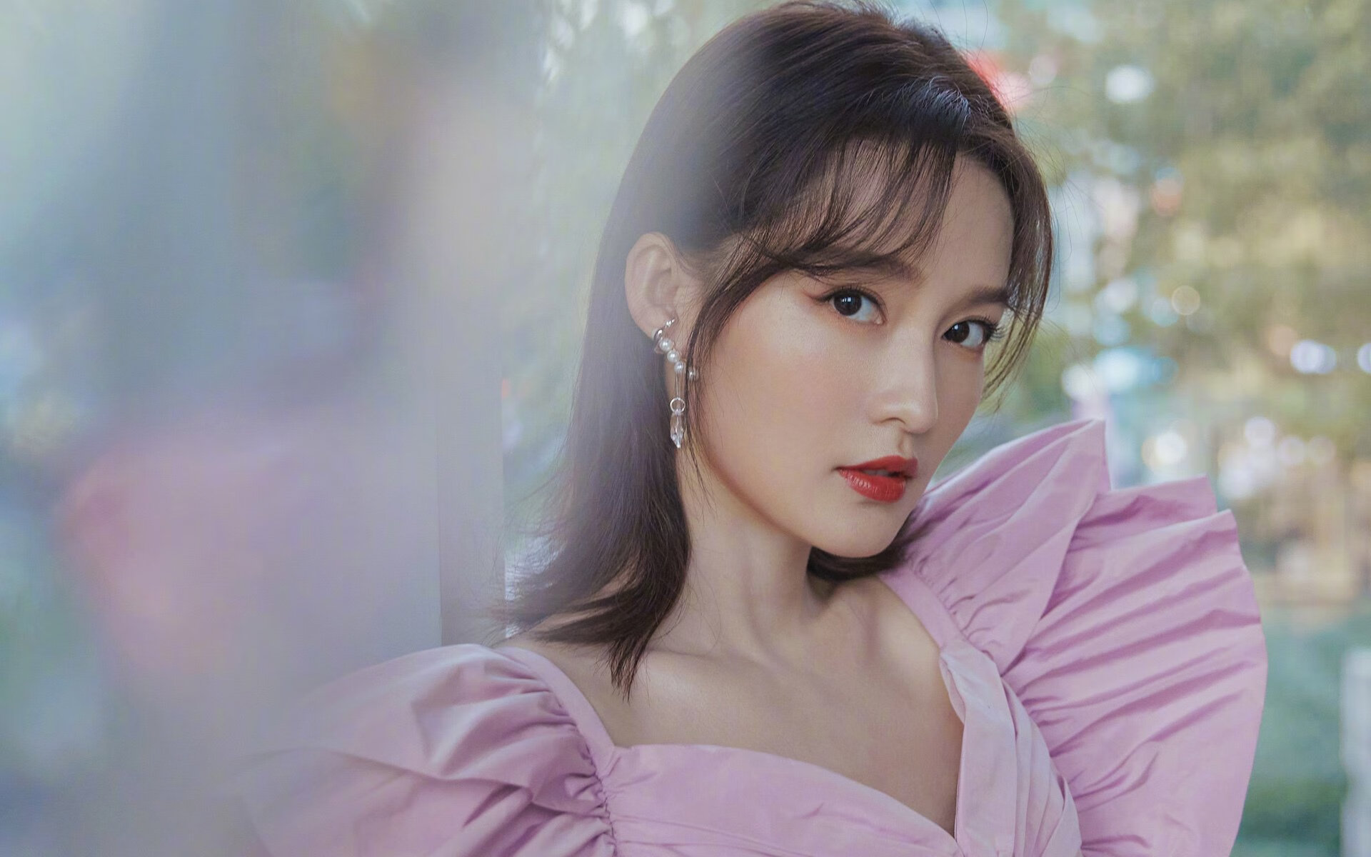 撕裂规则，里昂用团队铸就屠龙刀，梅西以天赋重写天花板