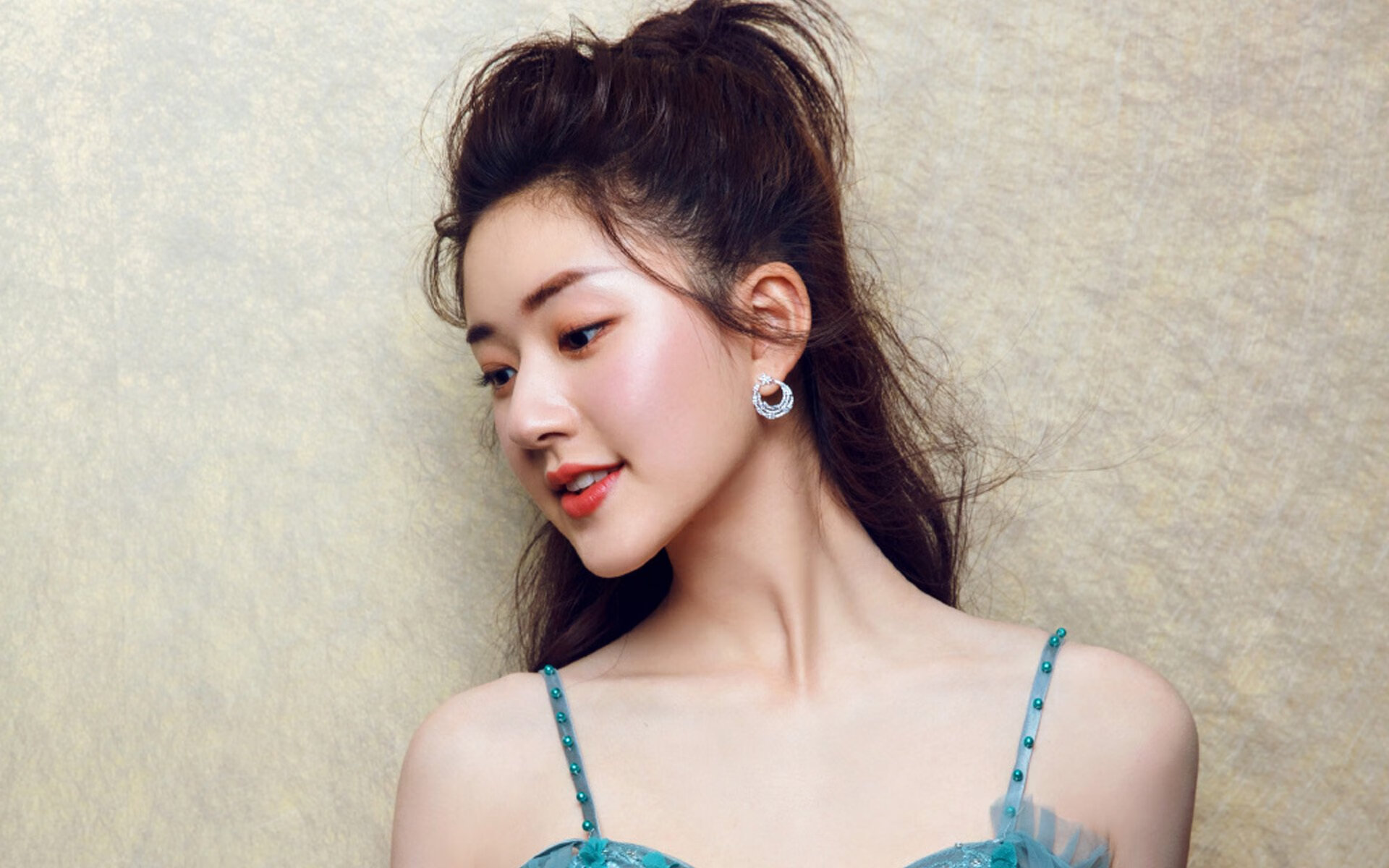 金靴与铁壁,福登爆发,多特蒙德鏖战洪都拉斯血脉