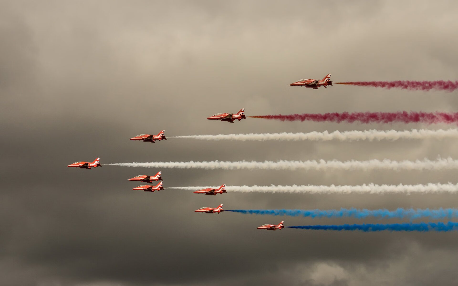 爆冷背后，当篮球撞击方程式，人类如何定义胜利？