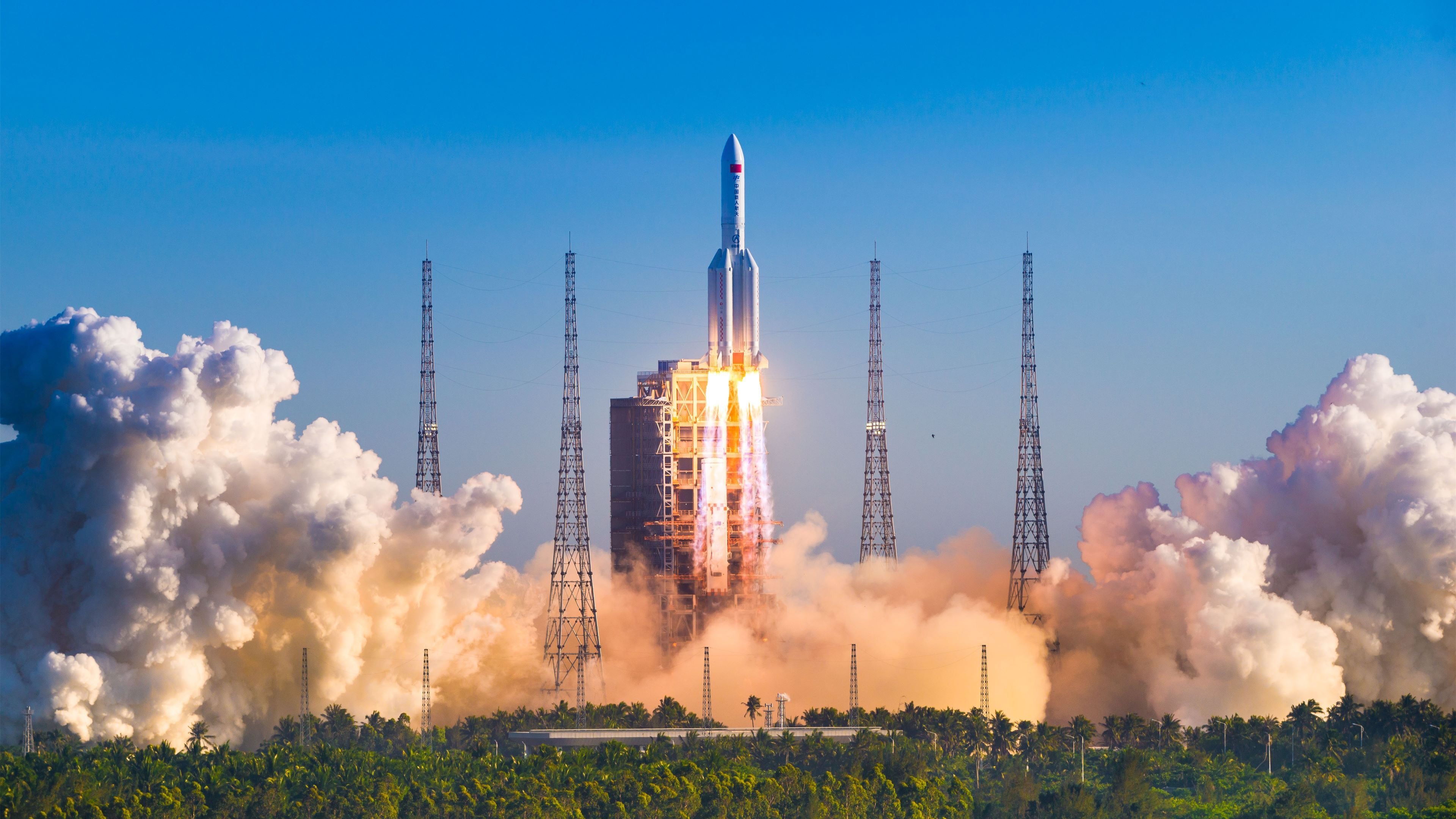 76人狂胜灰熊之夜,福克斯在F1街道赛道上演速度艺术