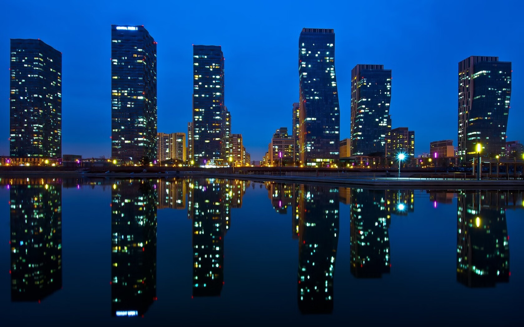 足球风云,尼日利亚冲垮贝蒂斯,莱奥在德甲争冠战接管比赛