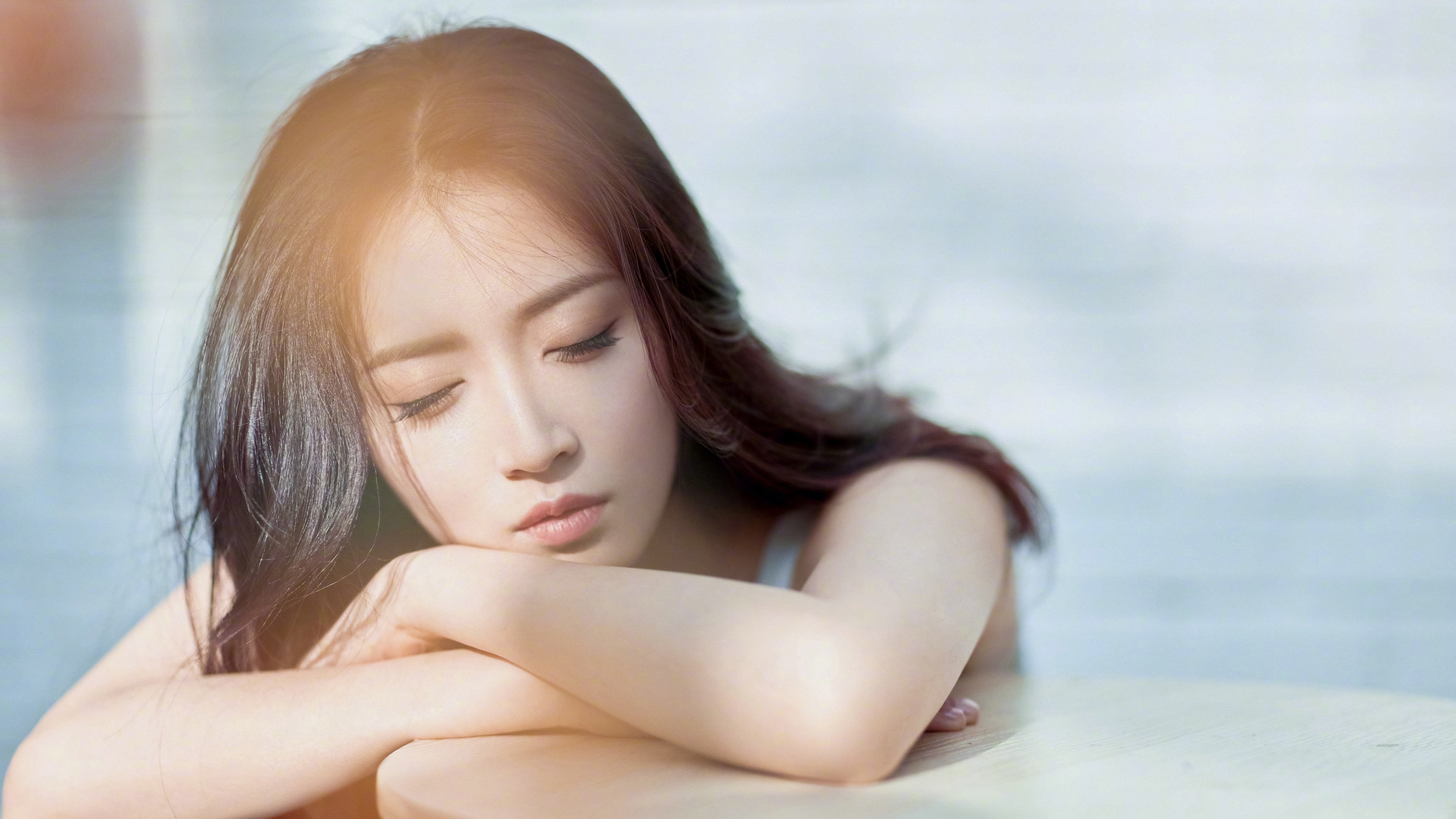 德甲争冠战之夜,戈麦斯独舞绿茵,统治全场的传奇时刻