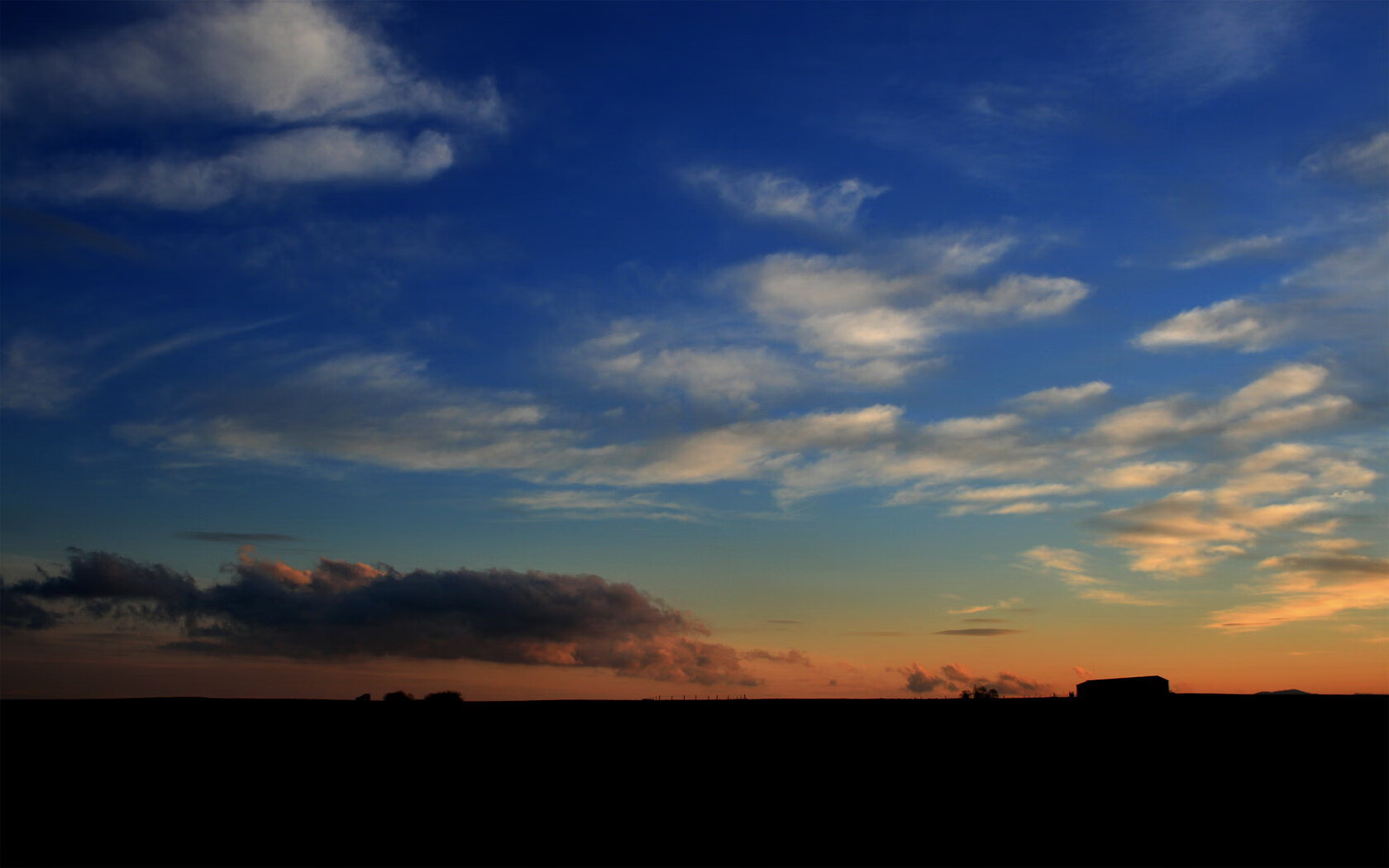 欧冠决赛的阿尔及利亚之魂，拉亚血拼塞维利亚接管荣耀之夜